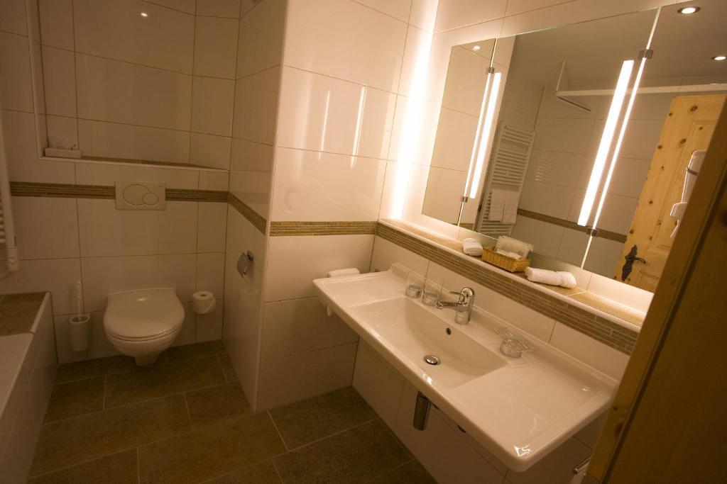 Hotel Seraina Sils Maria Bagian luar foto