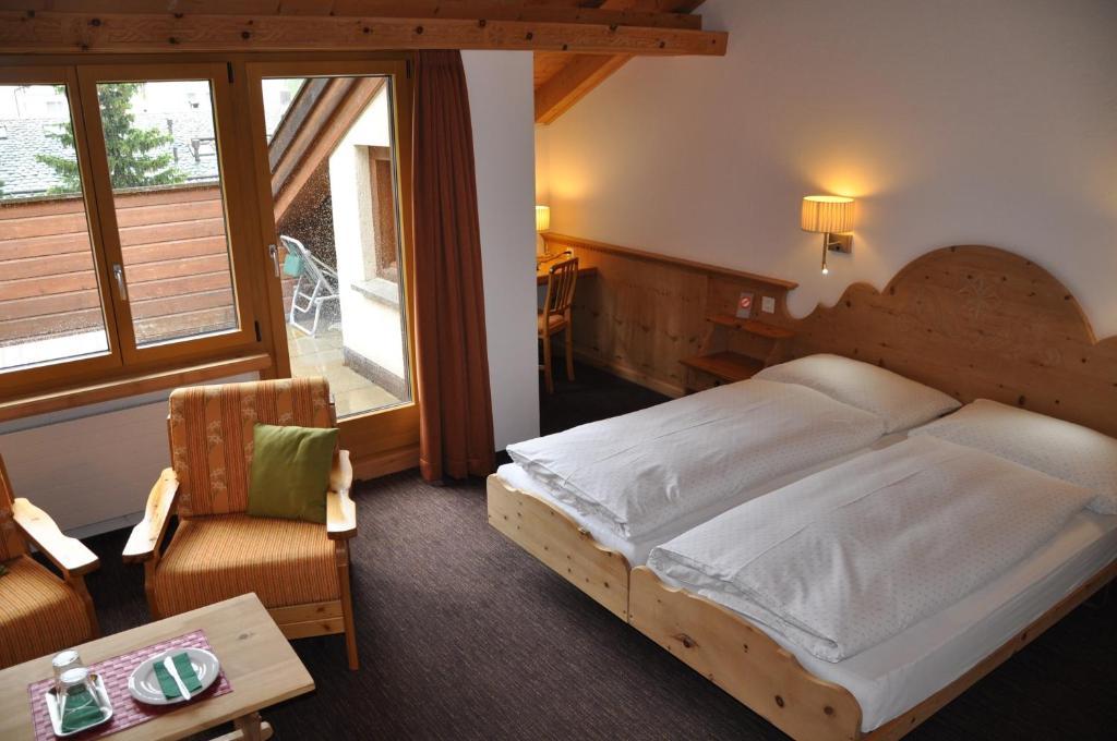 Hotel Seraina Sils Maria Ruang foto